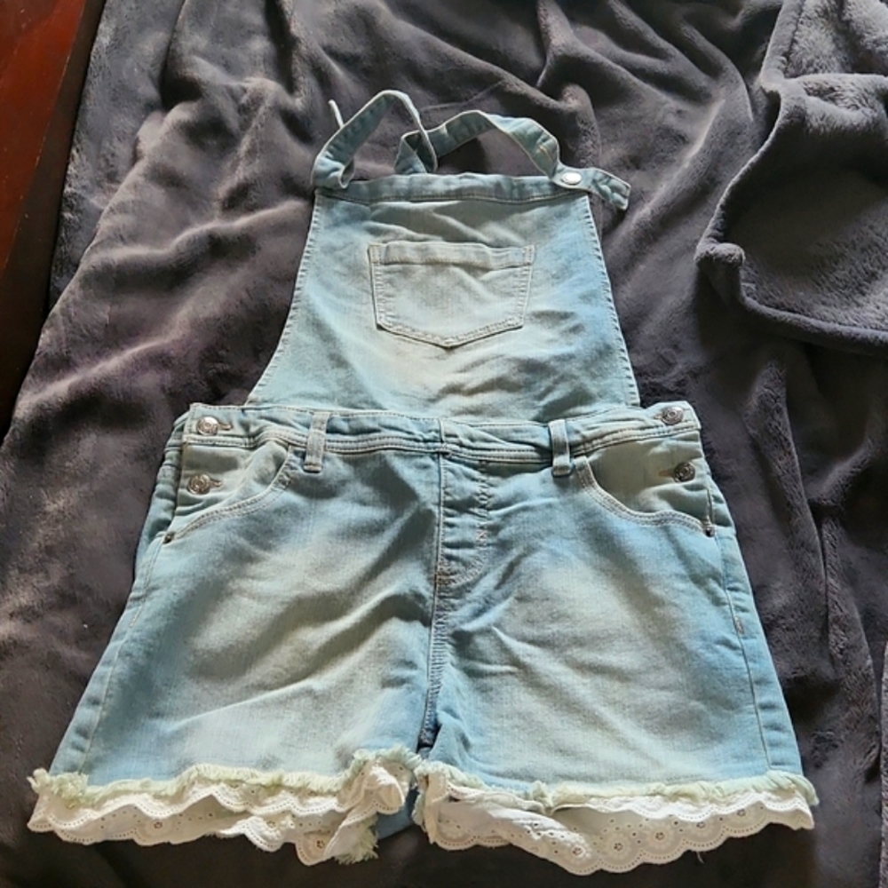 New!!! Denim over all shorts